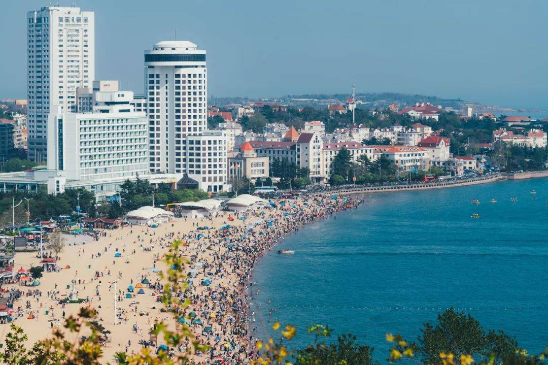 |这座宜居Top1的海滨老城,一到夏天,就美得让人欲罢不能