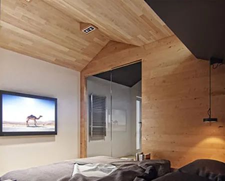 许多人墙上没有刷乳胶漆,没有贴墙纸,到底是个啥?越来越流行