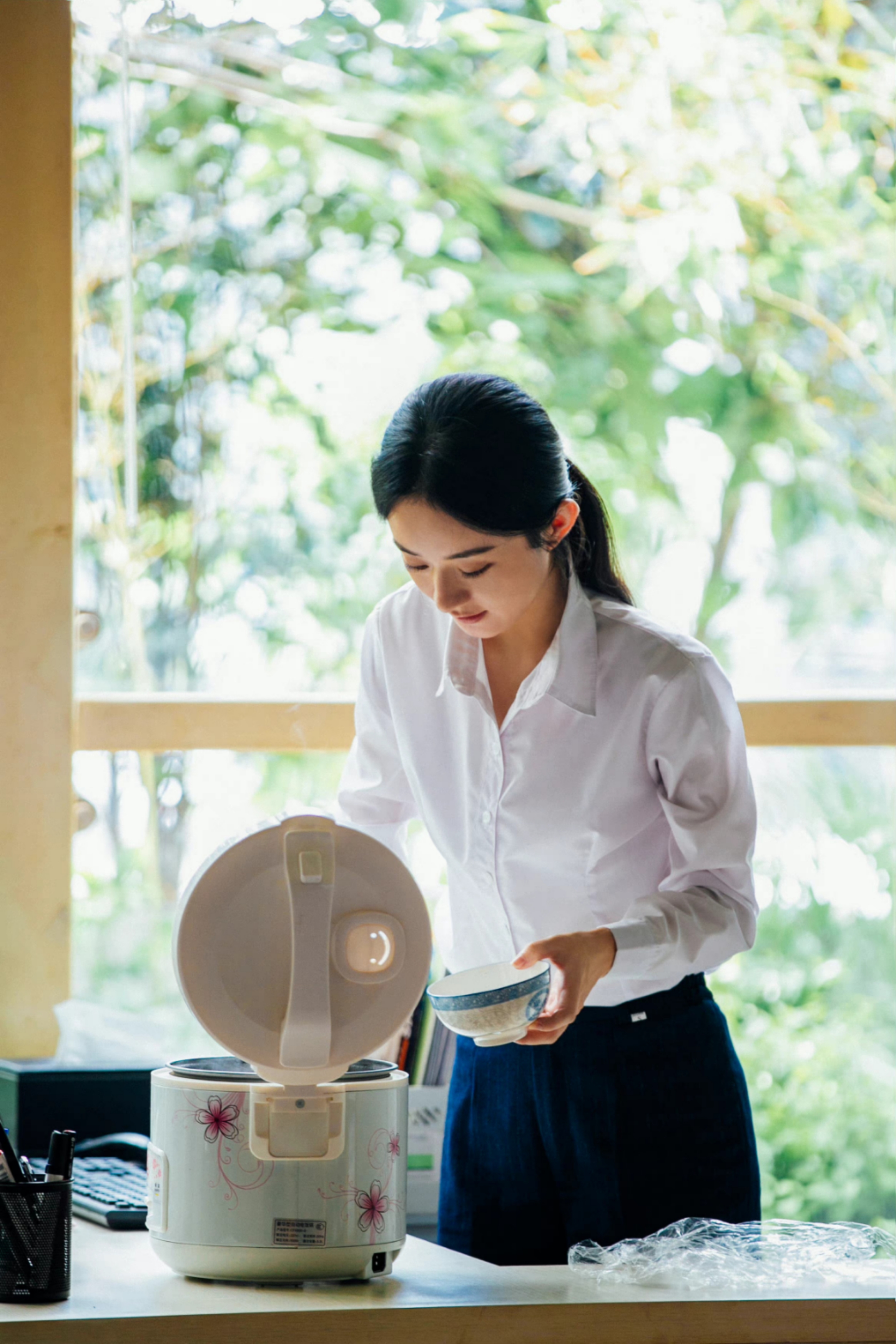 赵丽颖|赵丽颖离开和颂，开始单干？