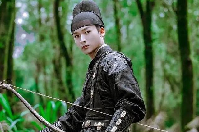 杨紫|杨紫携一仙侠剧来袭，28岁男主颜值实力俱佳，网友：热播剧没跑