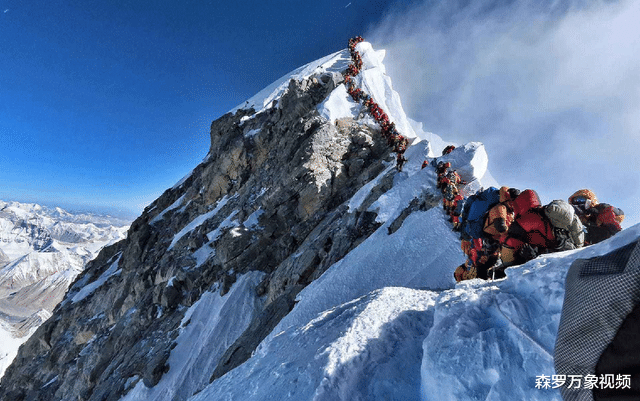 珠穆朗玛峰|珠峰著名遇难者“绿靴子”，20多年都无人将他搬下山，这是为何