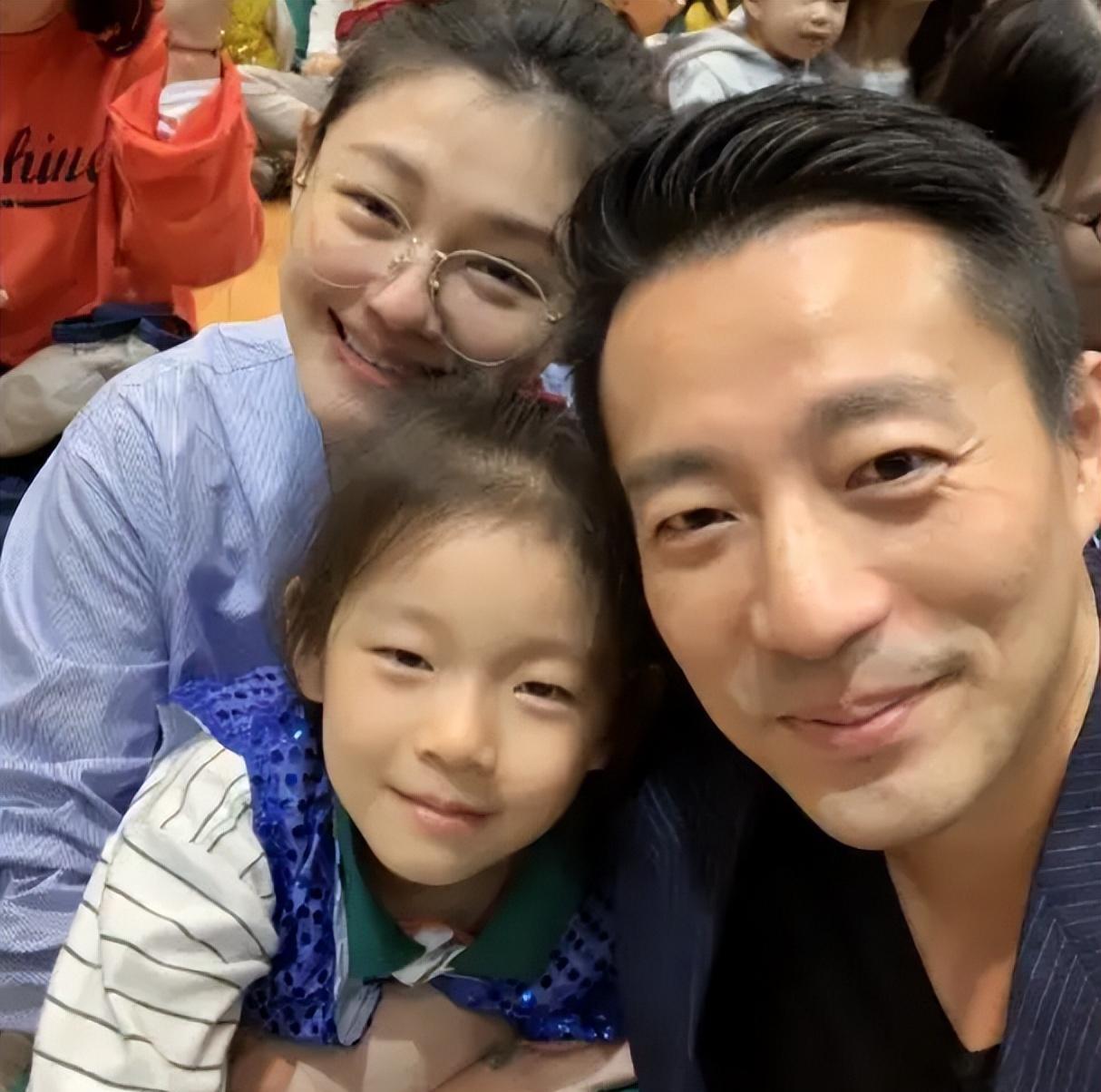 小姐姐|汪小菲与大S握手言和!感谢她跟具俊晔照顾女儿,眼眶含泪惹人怜