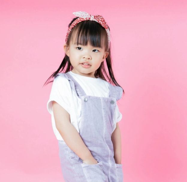 成龙|基因骗不了人!5位明星动脸“改命”,孩子却跟他们整容前一样