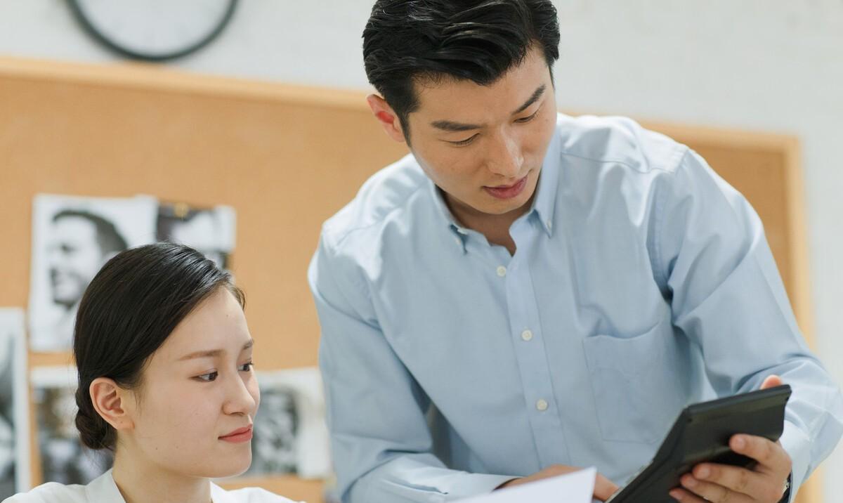 大学生|4年时间，我从普通员工成为公司文宣部长：要把自己当人才