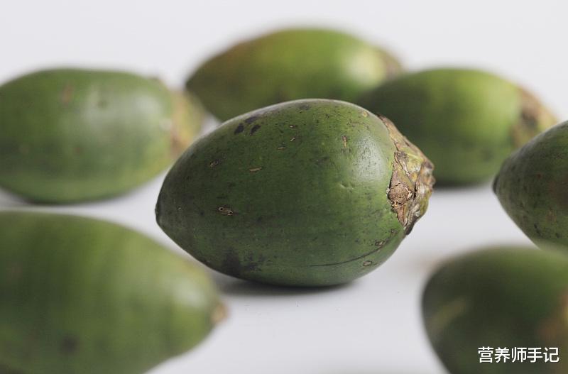 花生|槟榔被禁了。网友:什么时候把香烟也限制一下。