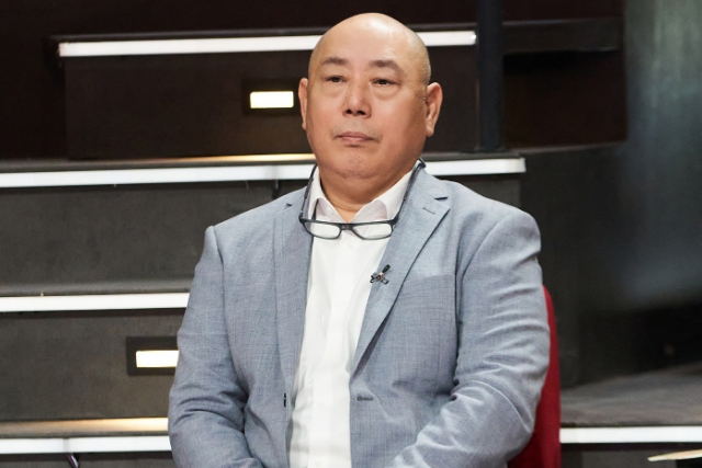 李成儒|开播情景喜剧: 李诚儒迄今为止没有怼过人，《再见爱人》王哥又输给了盲目自信