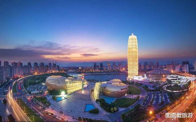郑州一奇葩建筑，外形层层叠叠叫做小玉米，代替二七塔成地标建筑