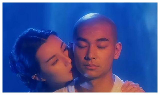 狐狸|10位“天生狐狸眼”女星，眨眼像放电、眼睛能勾人，媚到骨子里了