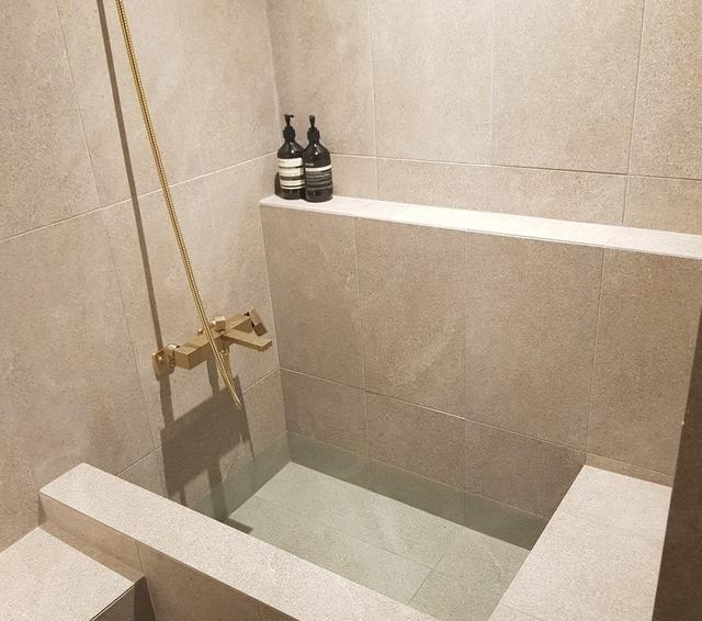 136㎡,入住5年还跟新房一样,不豪华很舒适,从中获得很多经验