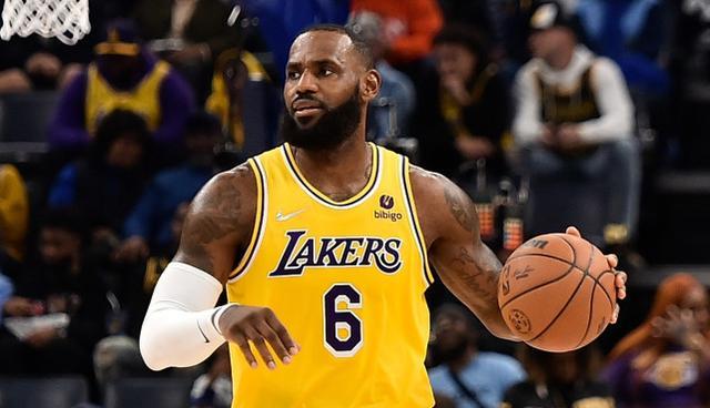 勒布朗·詹姆斯 仅排历史第9？詹姆斯开练挥汗如雨疑似瘦身成功多项纪录被追平