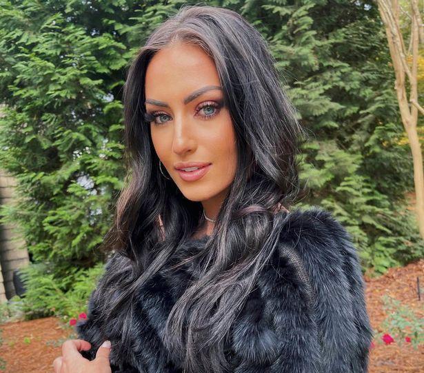 好莱坞|美国漂亮女兵分享军旅生活走红，酷似好莱坞女星梅根福克斯引热议