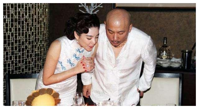 叶童|家花不如野花香？10位输给“野花”的女星，个个貌美如花却被绿