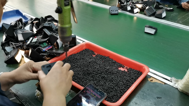 chatgpt|机器人替代工人成香饽饽，制造业迎来新变化，中国制造能否逆袭？