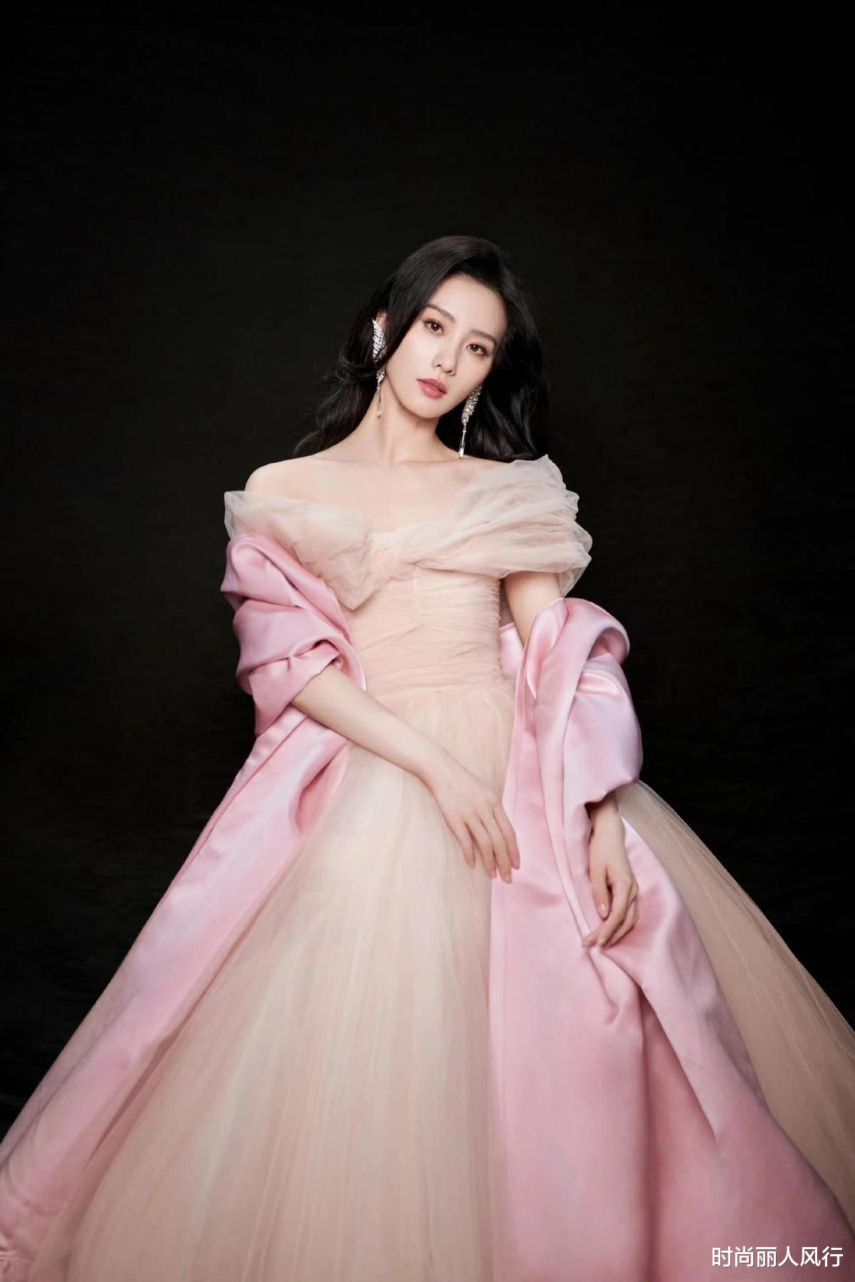 刘诗诗|刘诗诗86斤身材瘦到气质大变！穿新款高定拍宣传片，女王气场全开