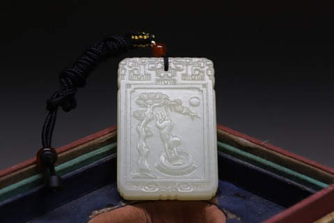 文玩|舊藏和田玉籽料“猴子捞月”文玩牌