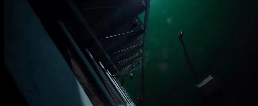 实尾岛|《小小姐们》大结局镜头语言、细节隐喻,幽灵之“兰”的终极讽刺