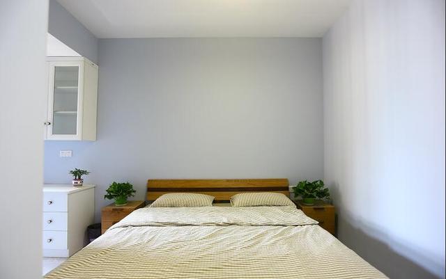 75平米的小户型,简装设计温馨舒适,装修成本12万,朋友说真好看