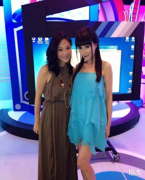 关之琳|3位娱乐圈富婆有多潇洒？关之琳小鲜肉环绕，王薇薇谈“奶孙恋”