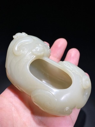 和田玉籽料|清 和田玉籽料 瑞兽 水丞 水盂 笔洗