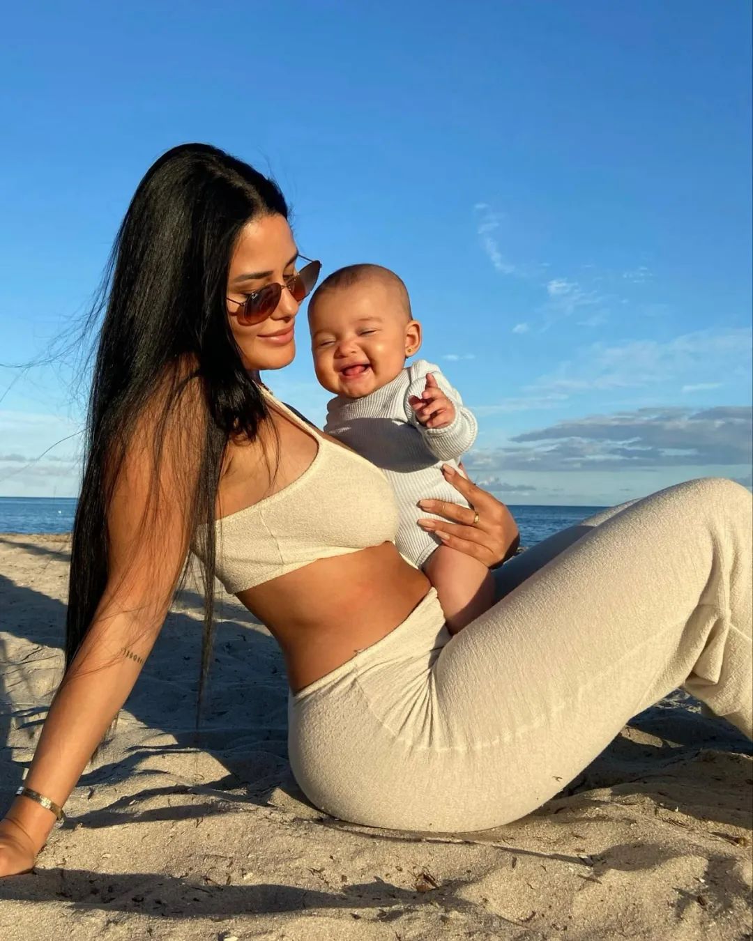 季后赛|出轨！秒变渣男！希罗，你不要太过分！4年1.07亿也要黄了......