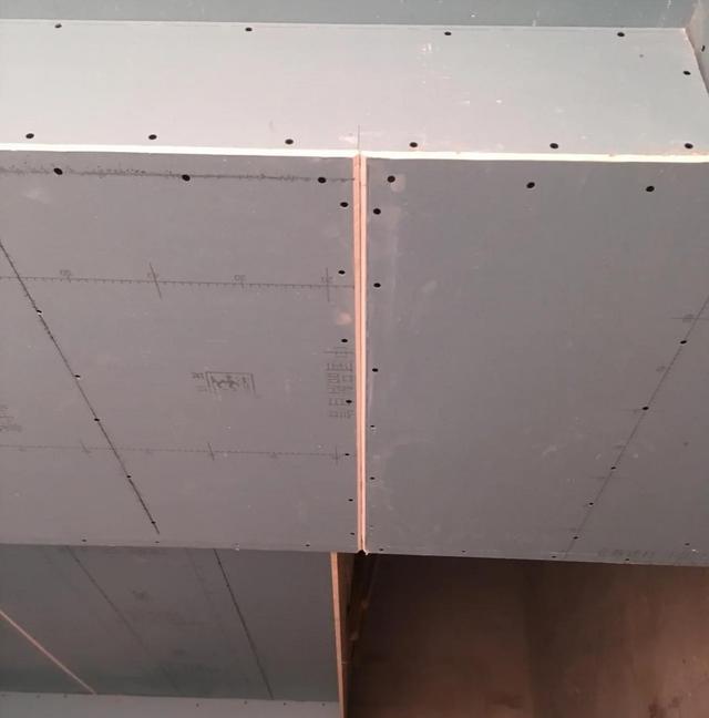 家装吊顶,这“5个方面”不明白,一直盯着也没用,接缝还是开裂