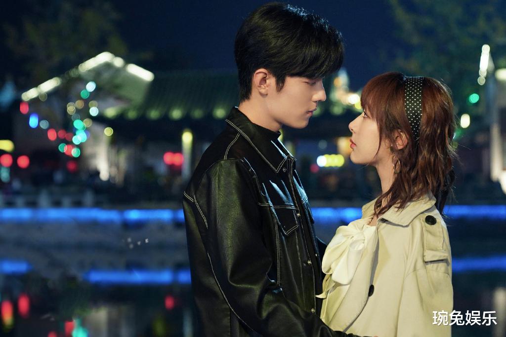 肖战|肖战《余生》热度为什么高,收官笔记数据出炉,共买584个热搜?