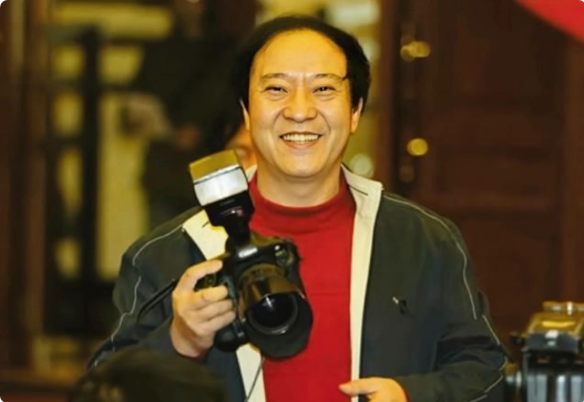 牛群|牛群与刘肃:风雨与共却分道扬镳,有一种亲情叫前夫前妻