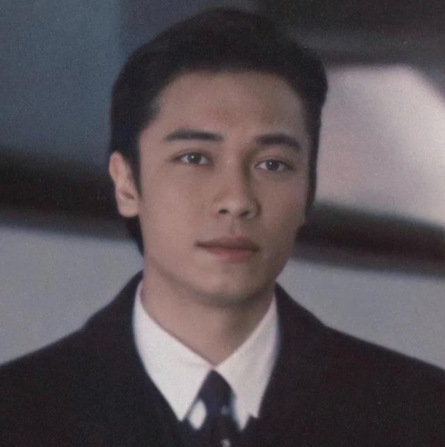 TVB|明明长得不帅,却越看越顺眼,8位“丑帅”男星