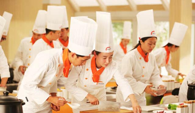 求职|职高“选专业”的重要性,影响学生今后的发展,不用为找工作发愁