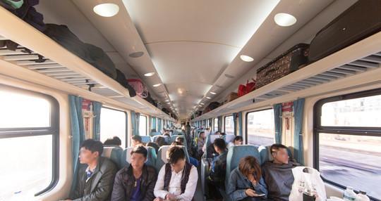 洛阳|上海阿姨去成都旅行,自带了三餐,被网友戏称:上海的小资本主义