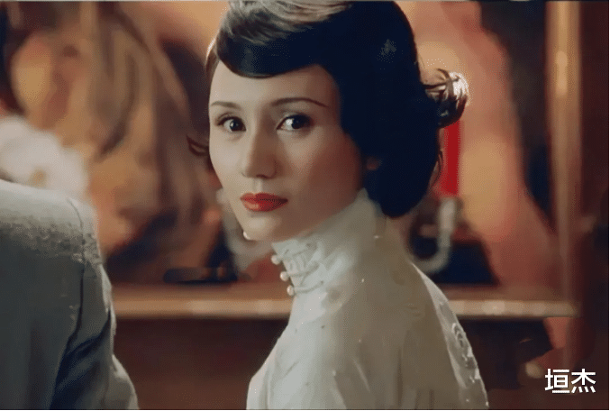 古力娜扎|“眼技”不好别瞎扮美人，单看惊为天人同框就输，一个缺点太明显