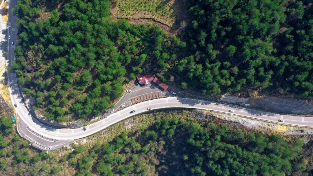 旅游市场|黔南周末游推荐路线四 | S522公路,观云海、看日出、骑马、露营和烧烤