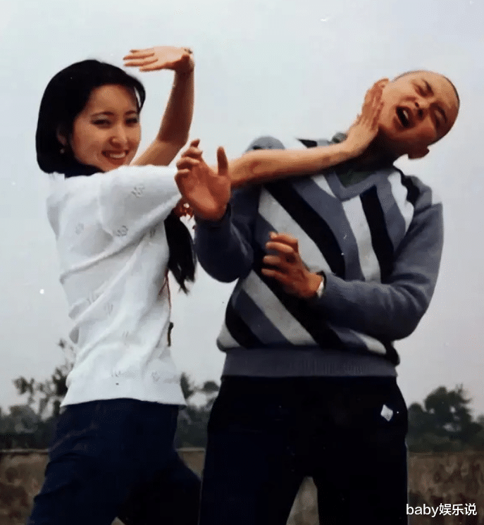 陈晓旭|欧阳奋强未参加陈晓旭葬礼,关机被说冷血,多年后他说出隐情