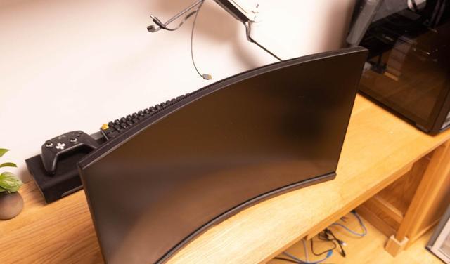 安卓|用XPG全家桶,装一台让老婆大人也觉得好看的高质量主机