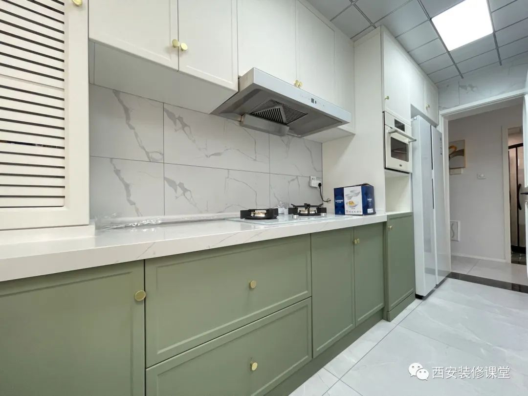 厨房装修,定制橱柜要考虑多少电器的镶嵌?