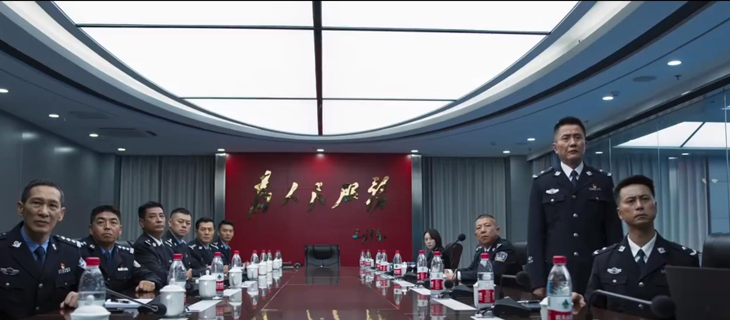 吴振峰|《冰雨火》终极大结局:吴振峰中枪,杨熠牺牲,郝东难逃覆灭命运