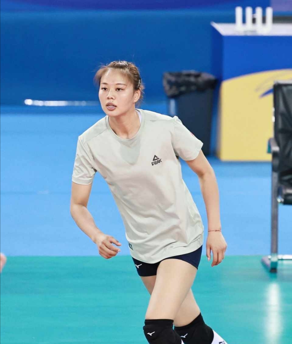 波鸿|国家队需要龚翔宇而不是瓦尔加斯！技术全面攻防出色，是女排核心！