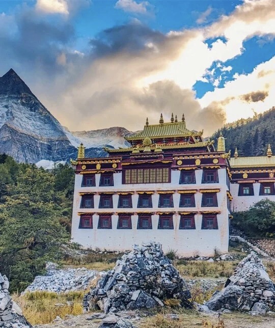 稻城亚丁|稻城亚丁,蓝色星球上最后一片净土