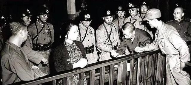 谢汉光:新婚9天与妻分离,潜伏在台42年,70岁回来发现儿孙满堂
