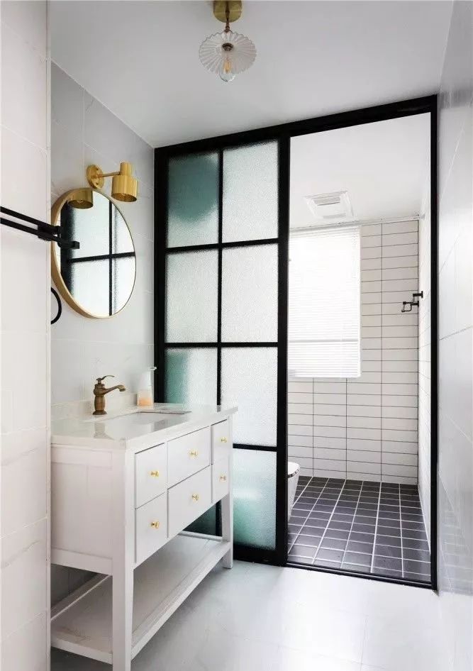 等我买第二套房,卫生间绝对不装洗手台,学别人这样做!