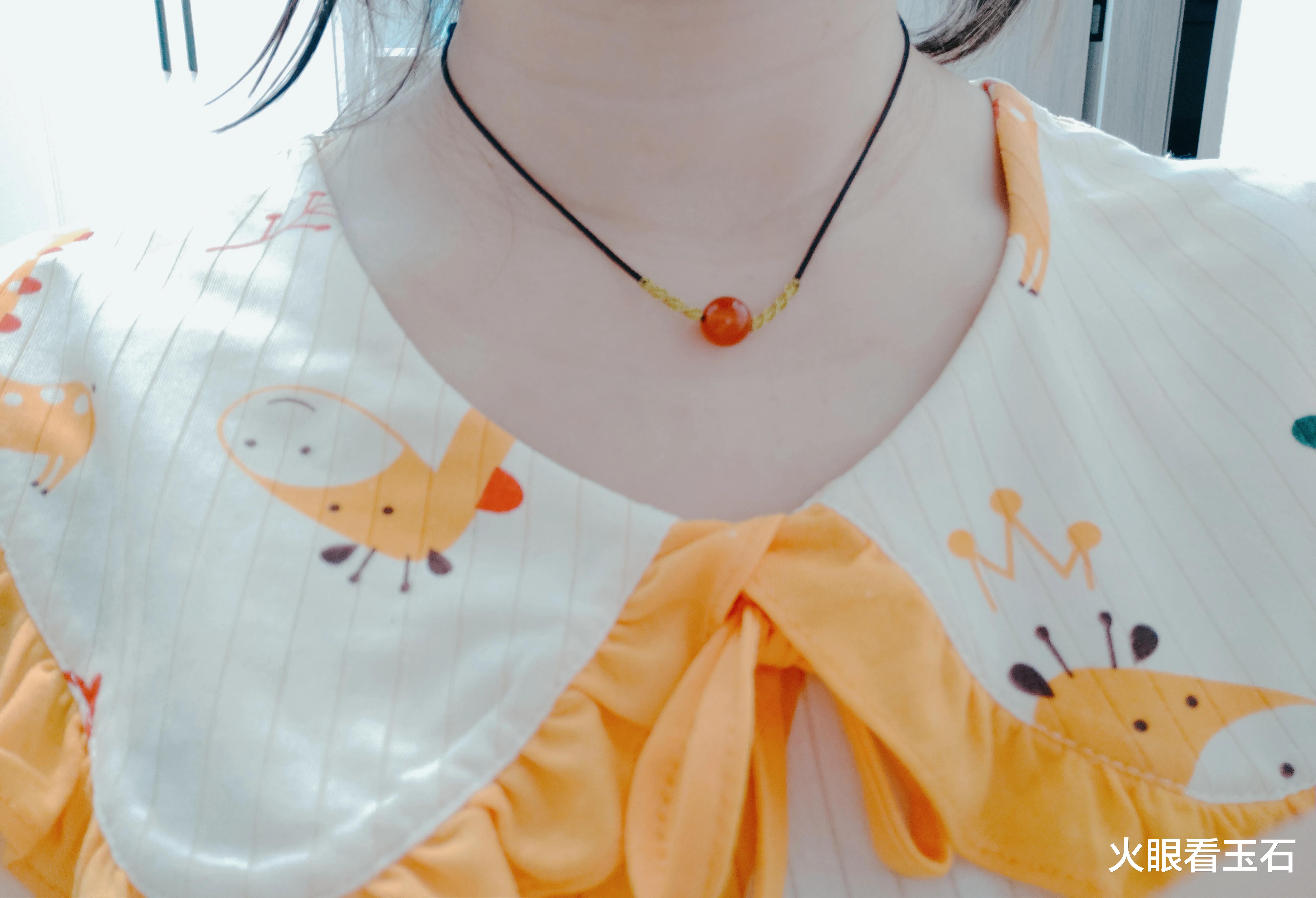 玛瑙|一夜爆红的相思豆手链,你戴了吗?