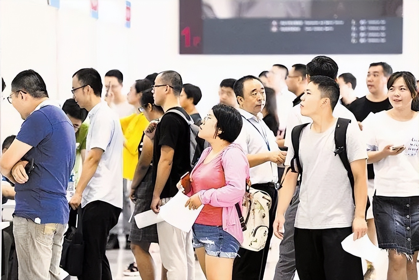 大学生|“她是别人眼中的笑话”，985大学生父亲的话，揭开大学生遮羞布