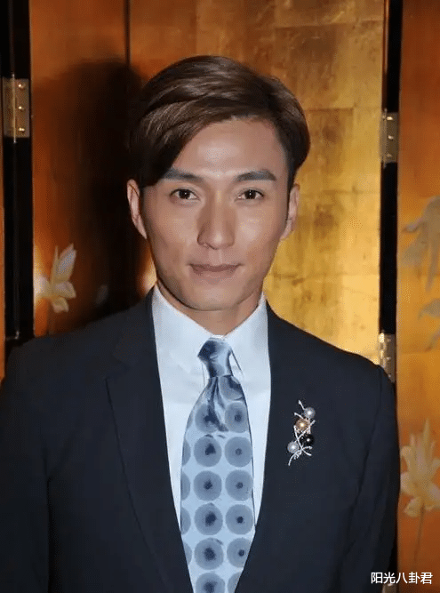 郑嘉颖|婚前婚后两个样，这6位香港男星，每个都从浪子变成了居家好男人
