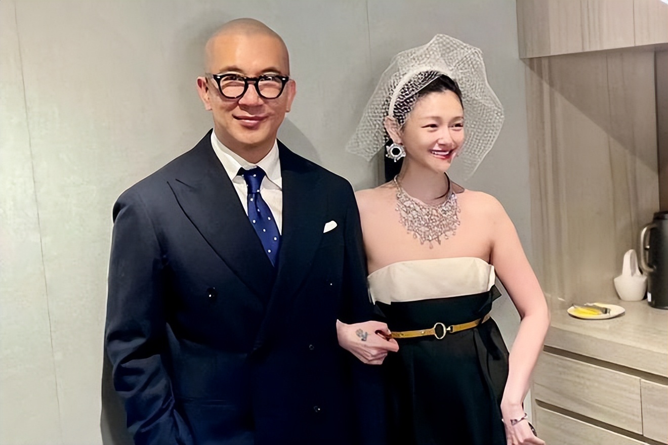 具俊晔|具俊晔与丈母娘首次同框，网友：两人看起来像是同龄人！