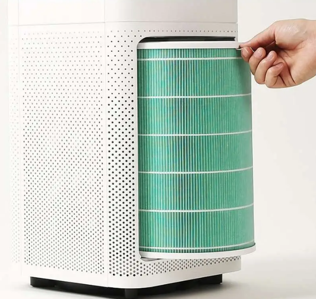 梅雨时节，谨防空气净化器滤芯变二次污染源！