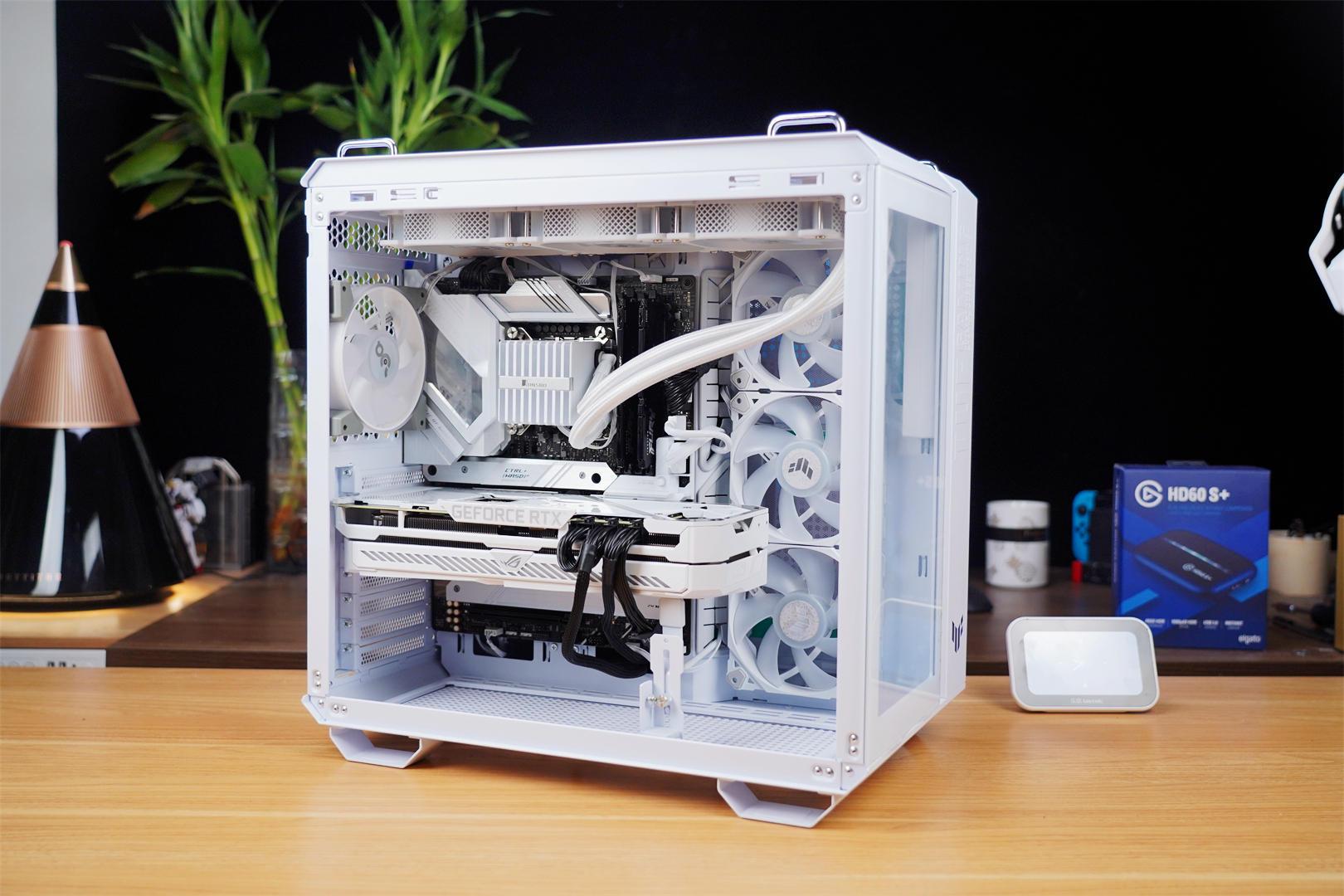 软件|白色“海景别墅”重要一环，有颜值有性能，ROG RTX3080值得拥有