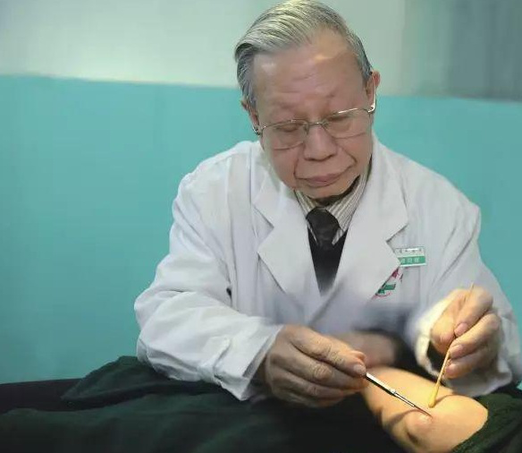 养生|如何达到100岁的理想寿命？国医大师禤国维的养生经值得一看