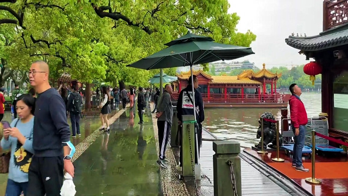 杭州|浙江省一座美丽富裕的城市，凭西湖扬名中外，文化丰富