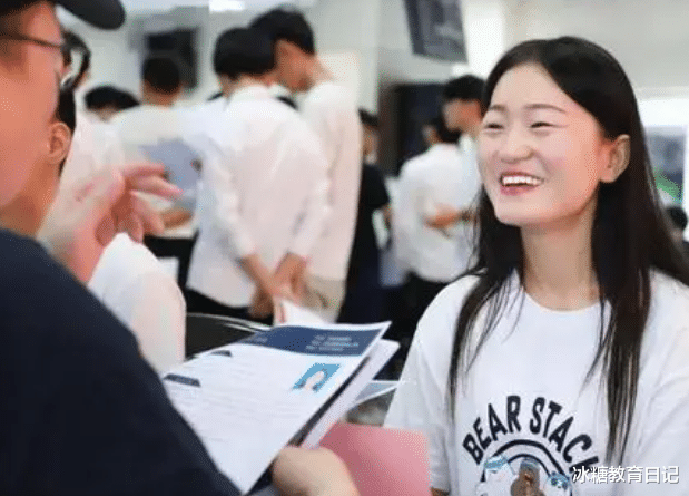 招聘|进入社会后才明白，为啥当初老师让重视校招，后悔没听老师的话