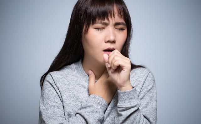 肺癌|面部出现这4个异样时,别忽略!可能是肺脏受伤的信号,值得一瞧